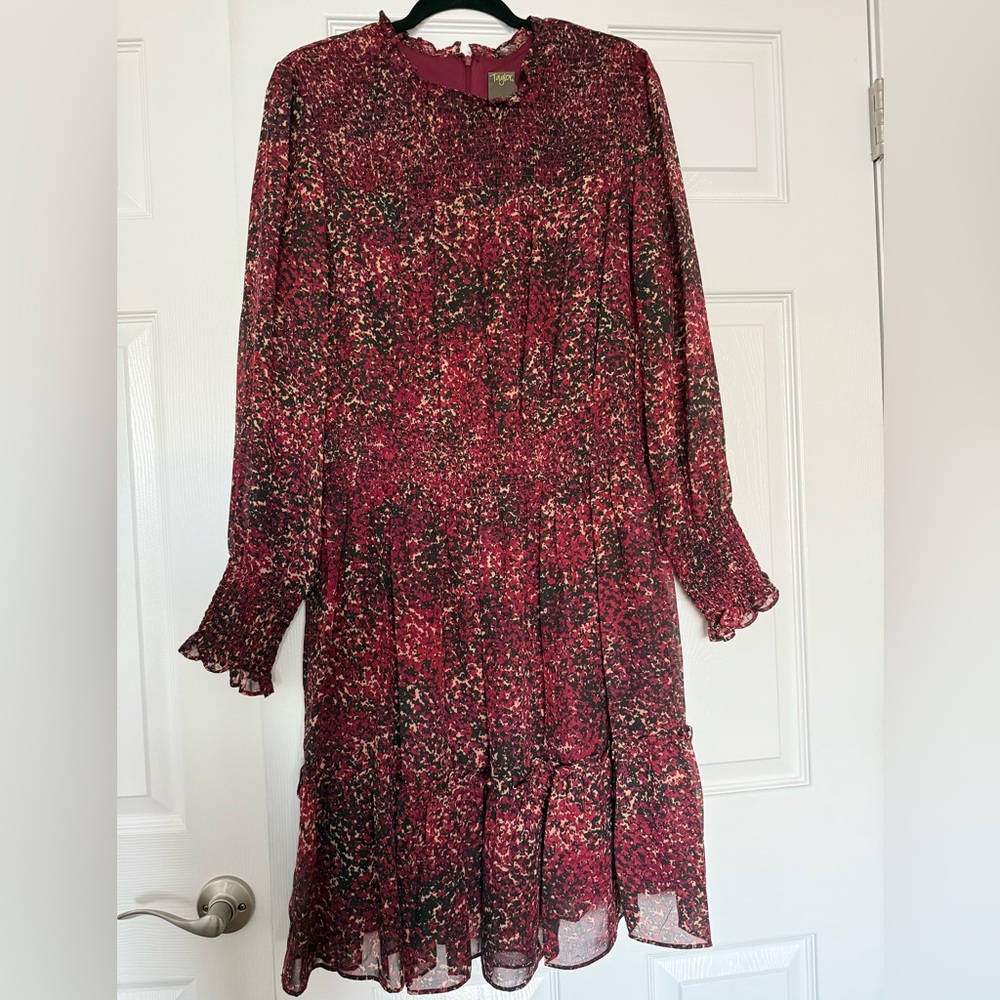 TAYLOR RED FLORAL LONG SLEEVE DRESS